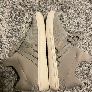 Steve Madden Lancer Sneakers